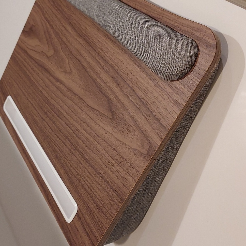 Laptop / Lap Desk with Gray Padded Cushion and Two Elastic Back Pockets - Picture 4 of 11